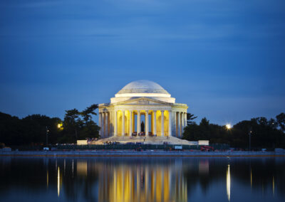 The Thomas Jefferson Memorial Lit Up At Night - © traveler1116 / E+ / Getty Images